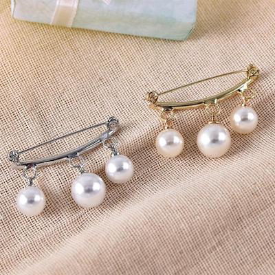 Pearl Fixed Strap Pendant Brooch, Safety Pin Design, Sweater Cardigan Clip Decoration Brooch
