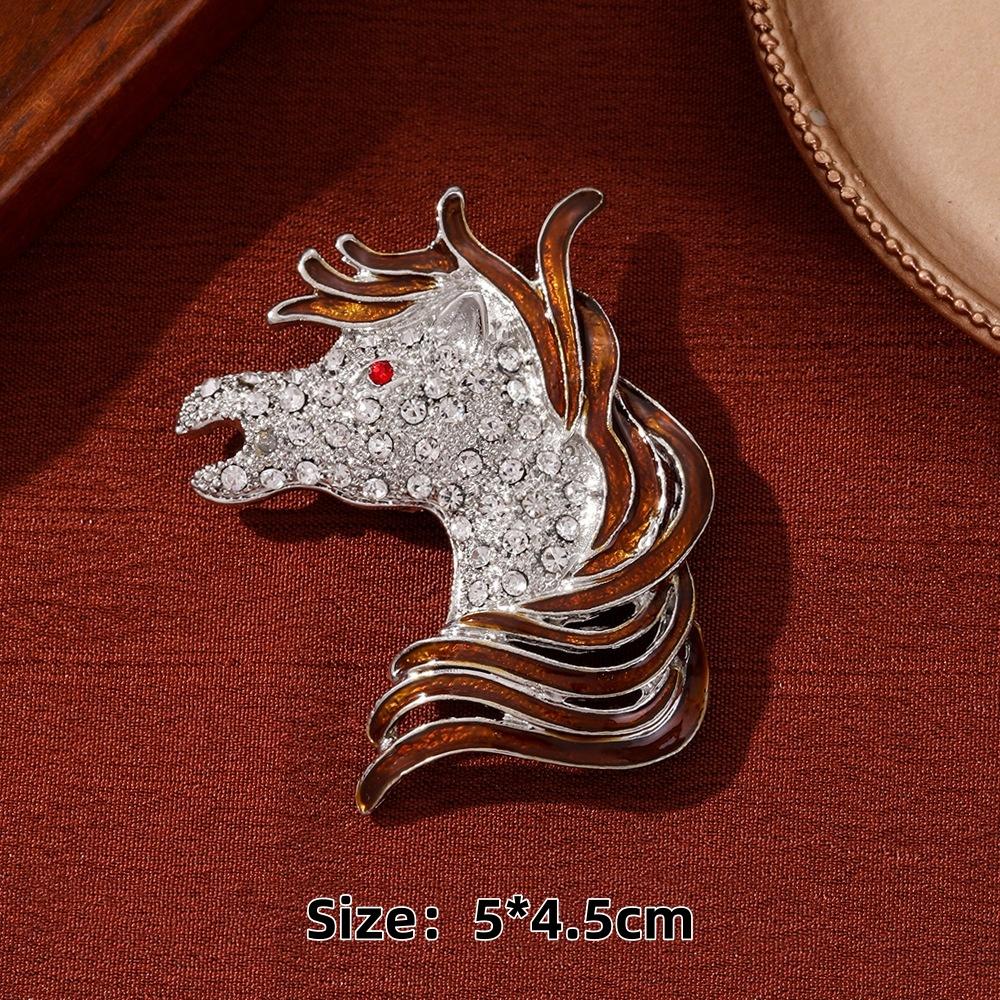 Broches de Cavalo da Moda Para Mulheres Unisex Pins de Animais Decoração de Roupas Acessórios de Joias de Festa Casual Presentes de Amigos de Ano