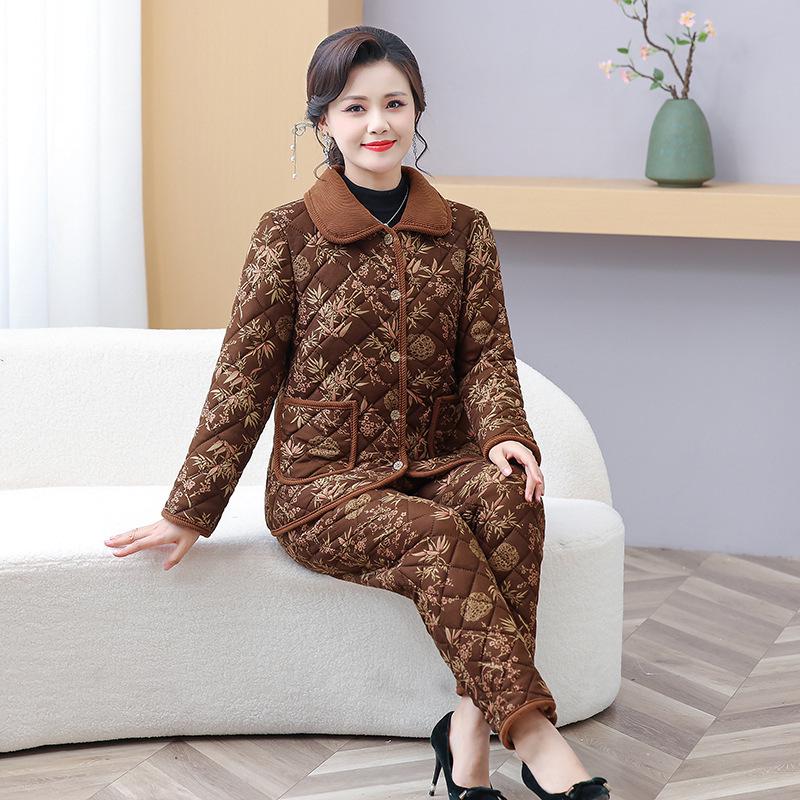 

Cozy Fleece-Lined Cotton Jacket & Pants Set for Middle-Aged and Elderly Women - Winter Wear Outerwear 2XL (105-120 jin) кофейный