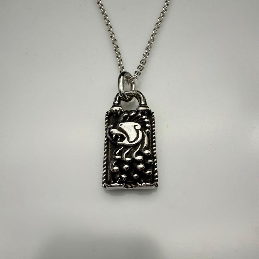 Used A&G Lion Pendant [LION HEART]