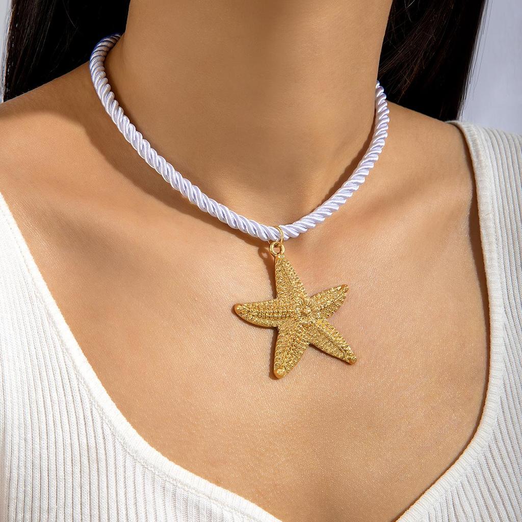 Přeshraniční kovový oceánský náhrdelník s přívěskem hvězdice s přehnanou osobností, hvězdné plážové prázdninové doplňky pro ženy