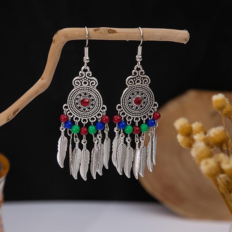 Bohemian fringed turquoise earrings, retro few earrings, personalized temperament earrings.