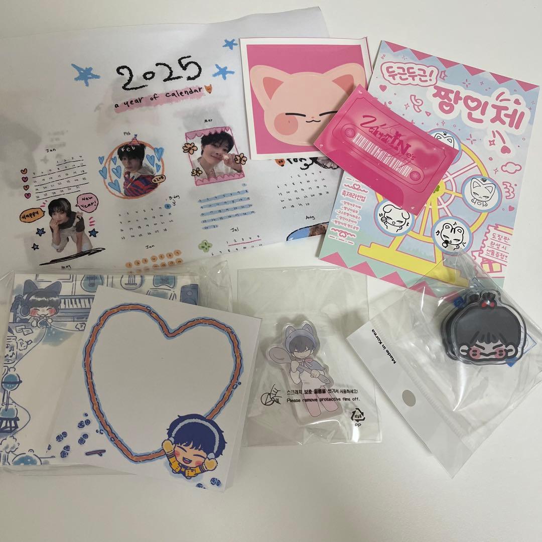 

[USED] straykids I.N Ien Domson Saenil Cafe Senka Goods