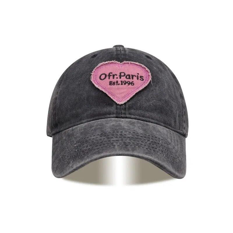 

Вінтажна бавовняна бейсболка для жінок з вишивкою у формі серця з буквою «Любов» Кепки в стилі хіп-хоп з м’яким верхом для дівчаток. Adjustable чорний