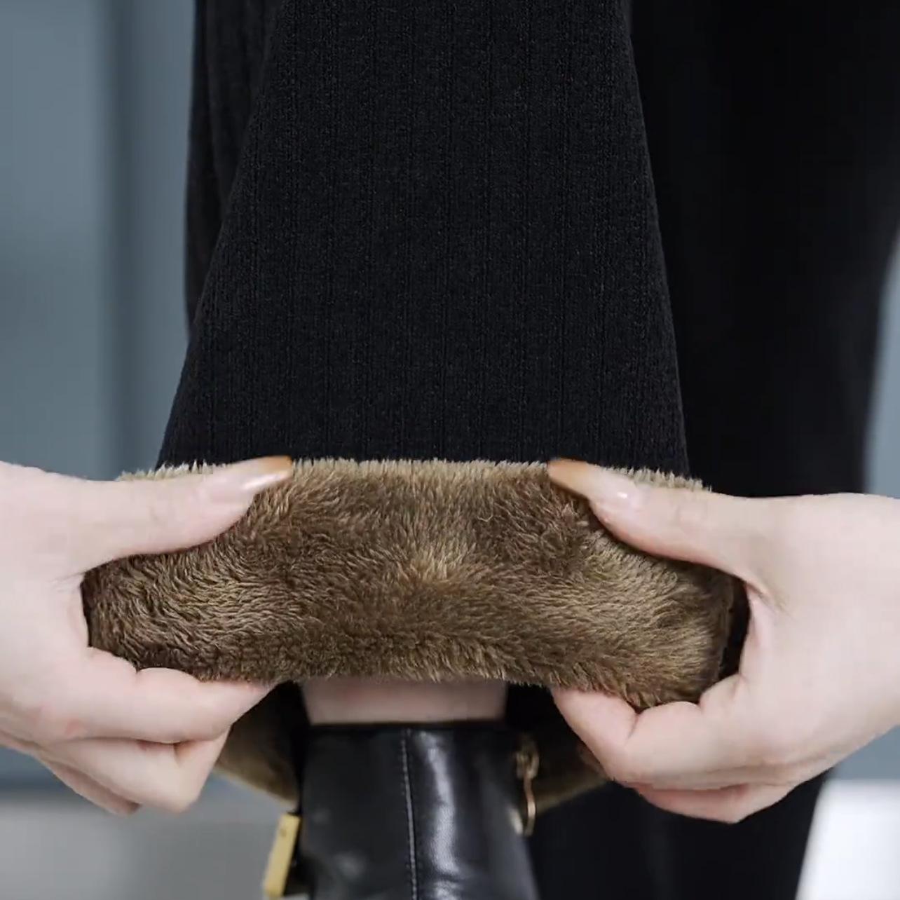 

For Children, in Winter, Add A Thick and Long Pile Long Cotton Pant To Keep Warm in The Winter, and Wear A Pair of Chenille Wide-leg Pants Over It S