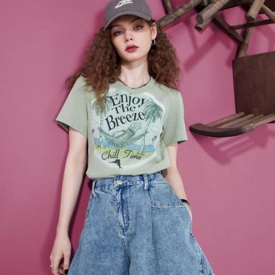 Camiseta estampada de manga curta com ombro de fora, tops casuais retrô de verão femininos