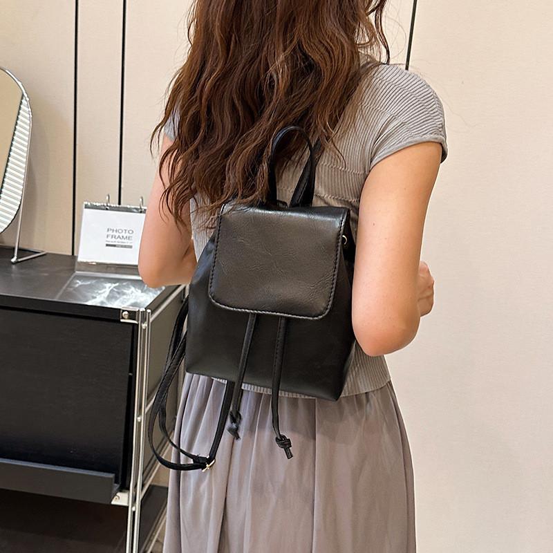 Womens Fashion Casual Backpack With Durable Pu Material For Street Style