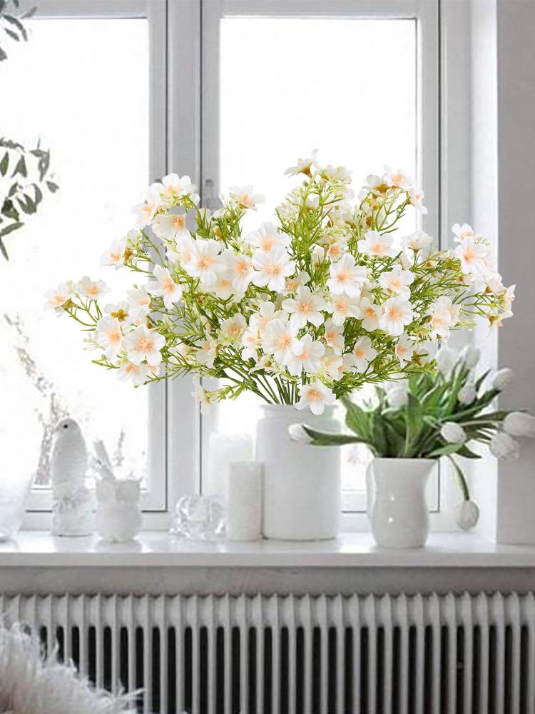 5 kytic umělých květů nevěstina závoje, realisticky vypadající hedvábné umělé květiny pro domov, do interiéru, exteriéru, na svatební hostinu, pro DIY květinové aranžmá, stolní dekorace