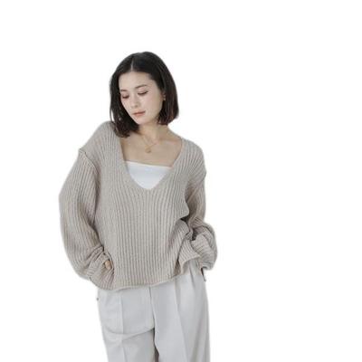 [Natural Beauty Basic] Deep V-neck Boxy Knit