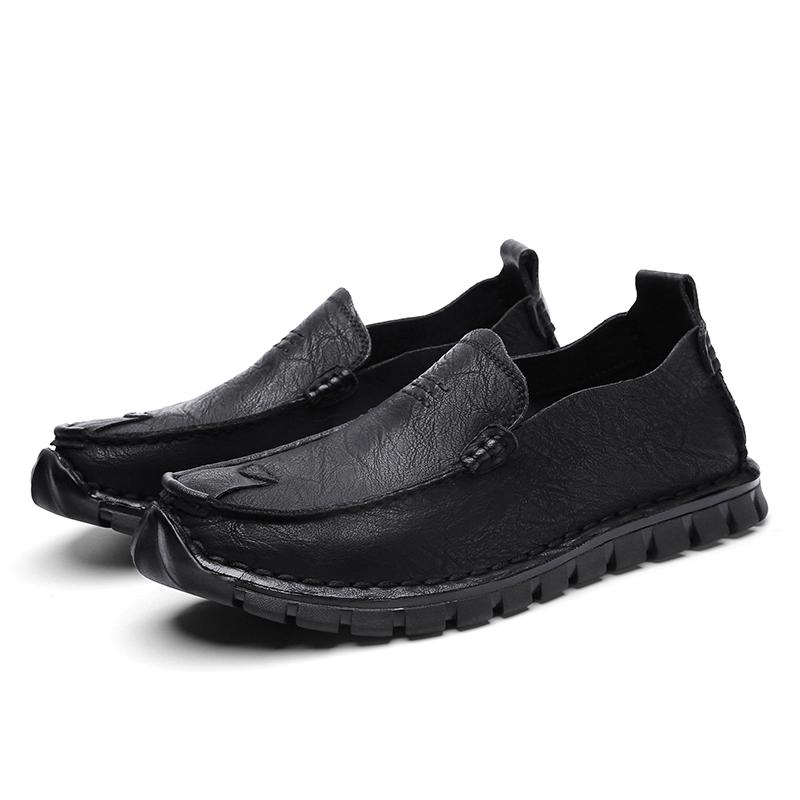 Fashion Moccasins Breathable Men Flats  Classic Soft Driving Shoes Genuine Leather Men Footwear Slip On Business Casual Walking Shoes