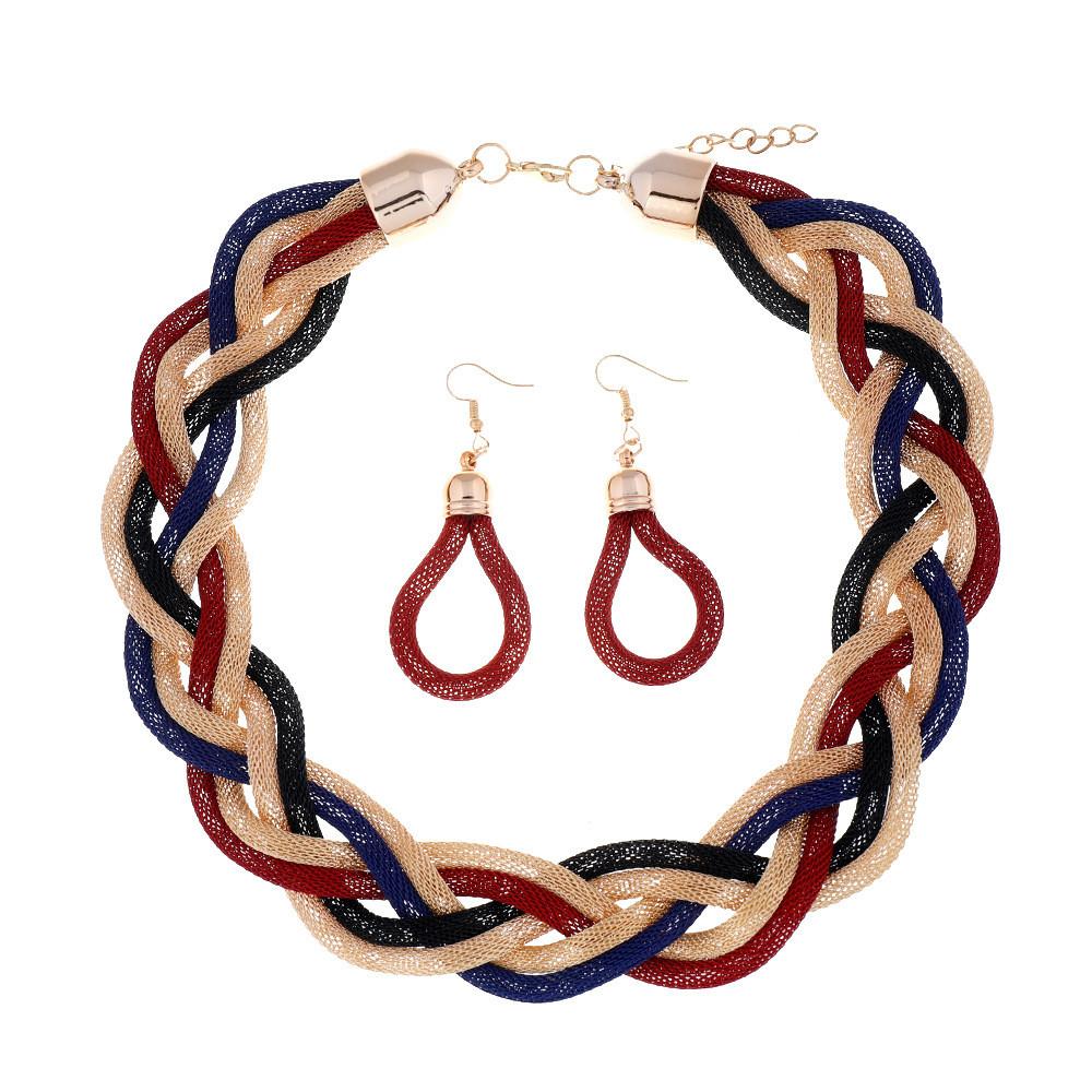 European Style Necklace And Earrings Jewelry Set With Geometric Design For Women