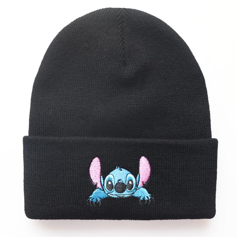 

New men s and women s autumn and winter trendy cartoon beanie with Stitch embroidery, student knitted hat, warm pullover hat Adjustable чёрный