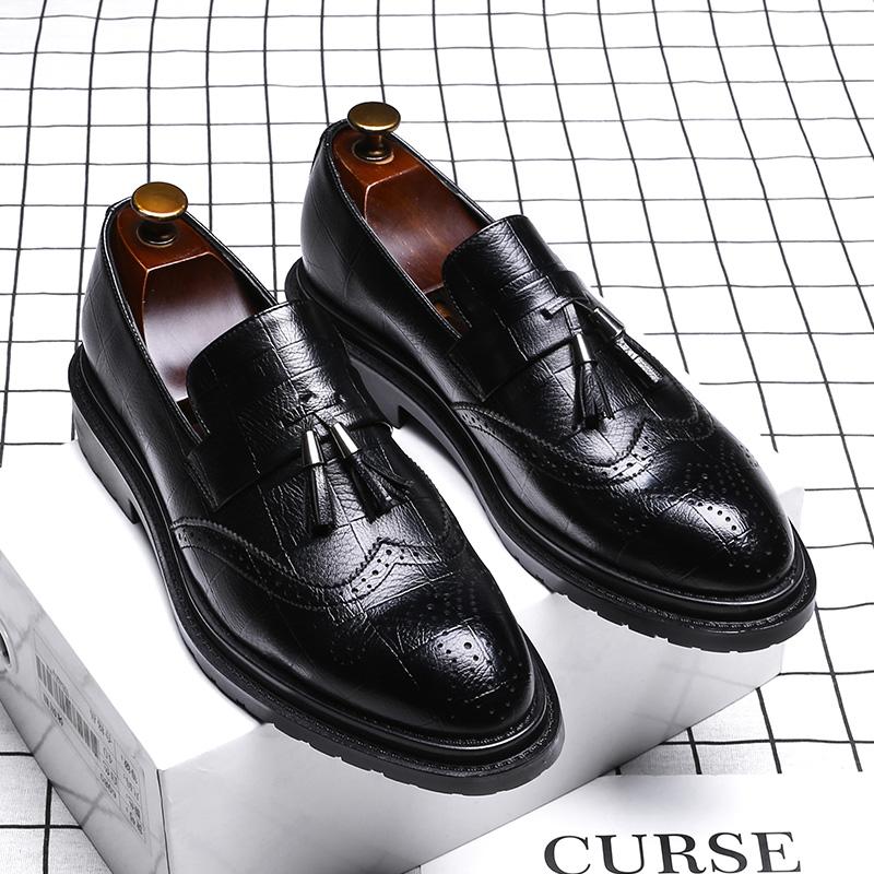 Fashion Male Pointed Loafers Tassel Thick Bottom Fashion Shoes Original Men Formal Club Wedding Party Shoes Men Luxury Designer Shoes