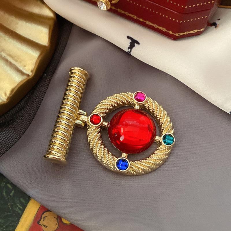 Vintage Antique-Style Gemstone Brooch for Men and Women - Party Dress Accessory