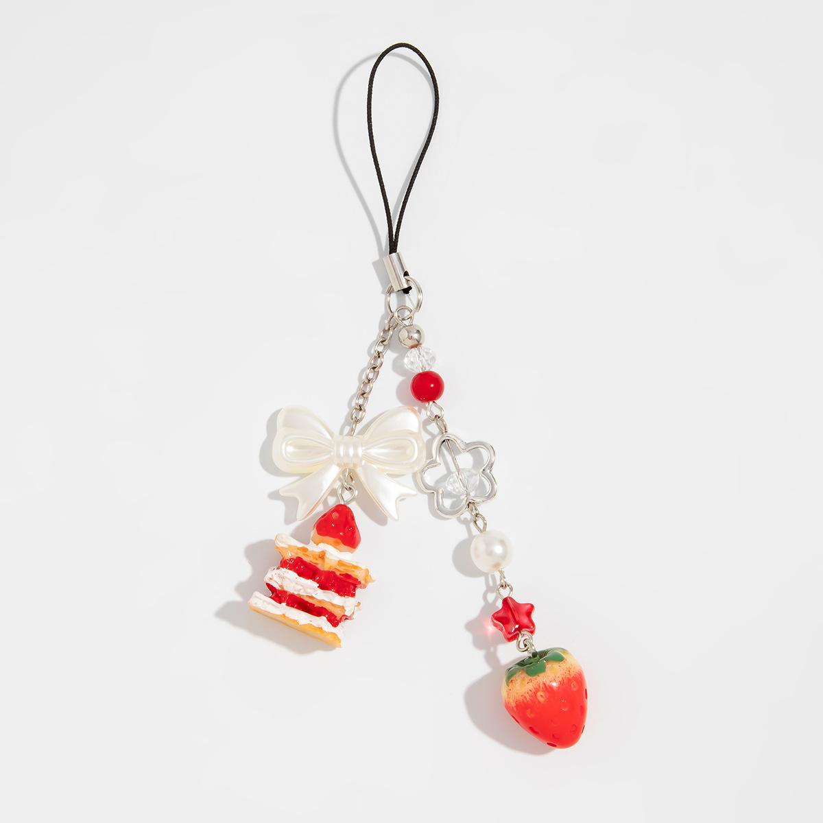 

Creative Strawberry Cake Keychain Pendant, Wind Imitation Pearl Bow Bear Bag Pendant
