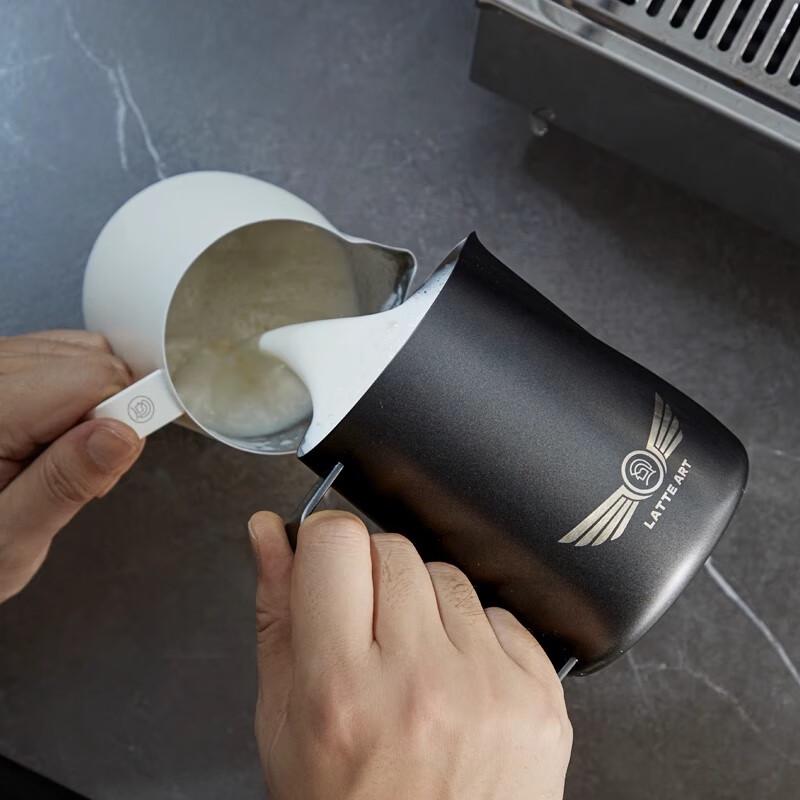 Hero Racing Latte Art Pitcher