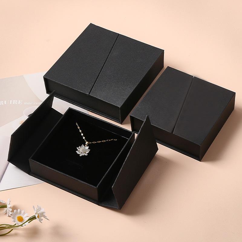 Dual-Opening Magnetic Flip Jewelry Packaging Box Earrings Necklace Ring Jewelry Organizer Box Thick Kraft Paper Jewelry Box