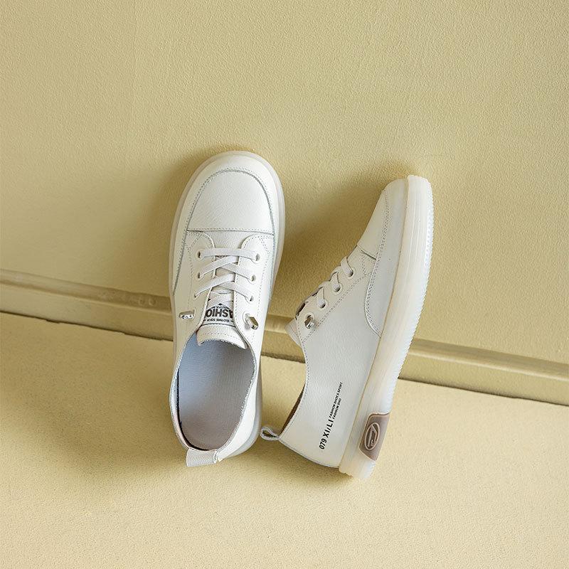 2025 Summer New Leather Little White Shoes Women's Breathable Casual Board Shoes Soft Sole Not Tired Feet Versatile Single Shoes One Pedal