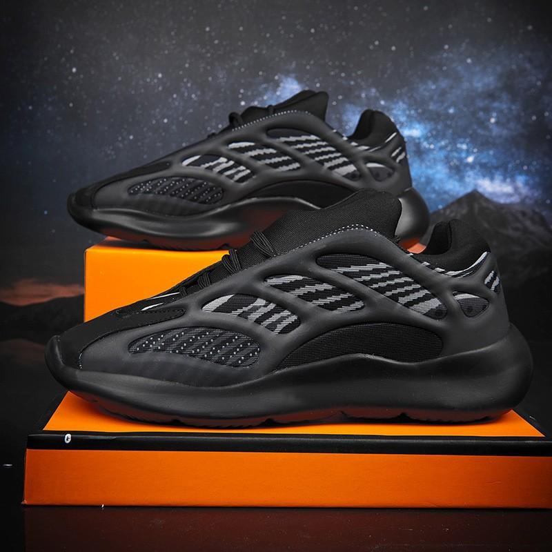 Men`s shoes 700v3 luminous coconut shoes