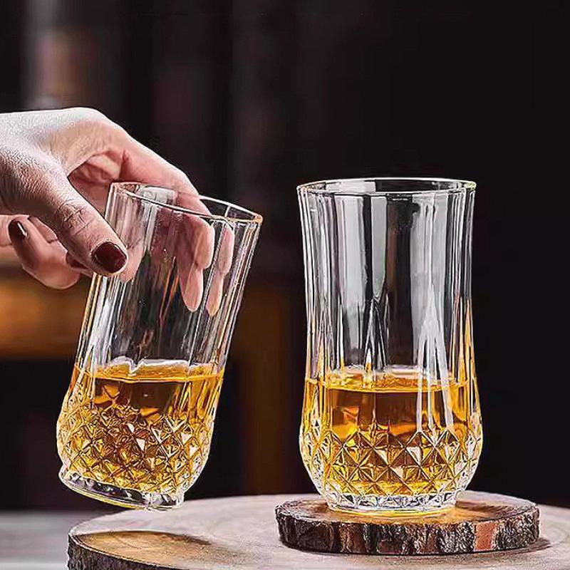 Luxuriöse Weingläser, exquisiter, diamantgeschnitzter Glasbecher, Wasserflasche, kreative Whisky-Cocktailbecher, transparente Trinkgläser