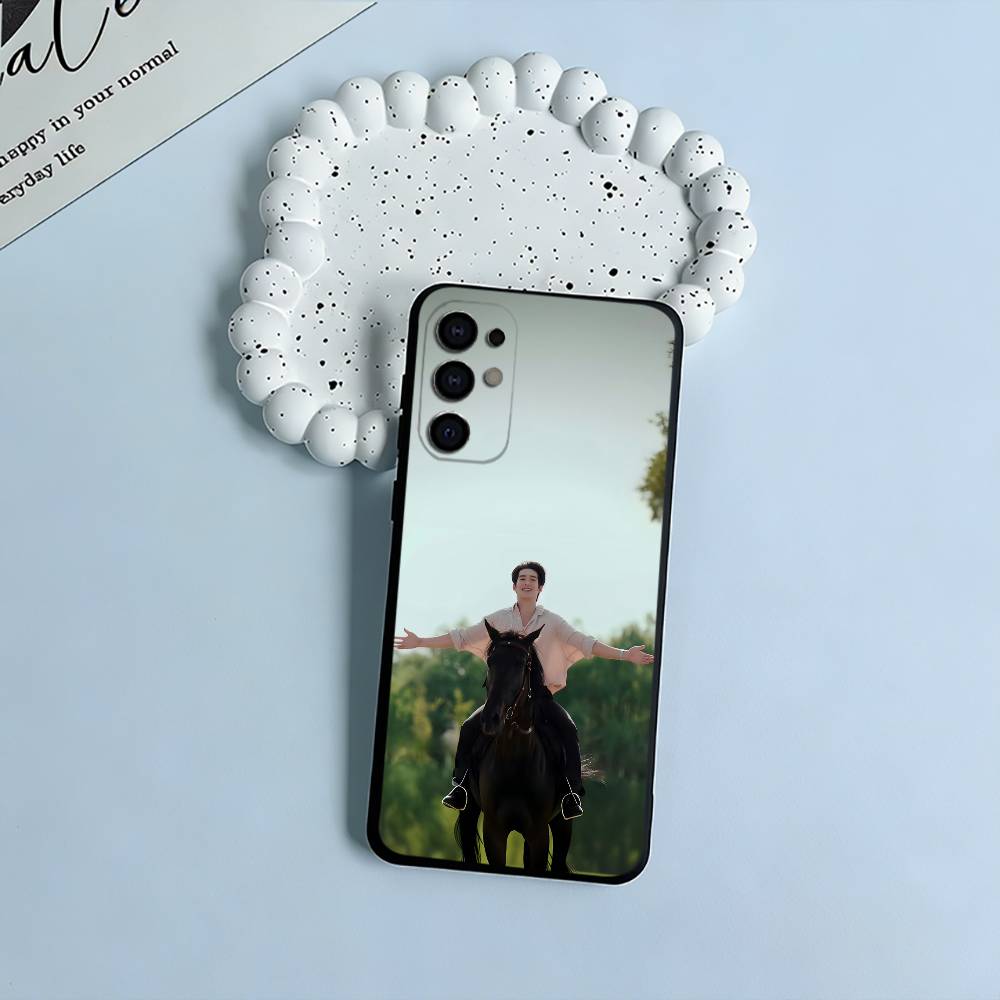 actor-Yu Shi Phone Case For Samsung S25,S24,S21,S22,S23,S30,Ultra,S20,Plus,Fe,Lite,Black Soft Silicone
