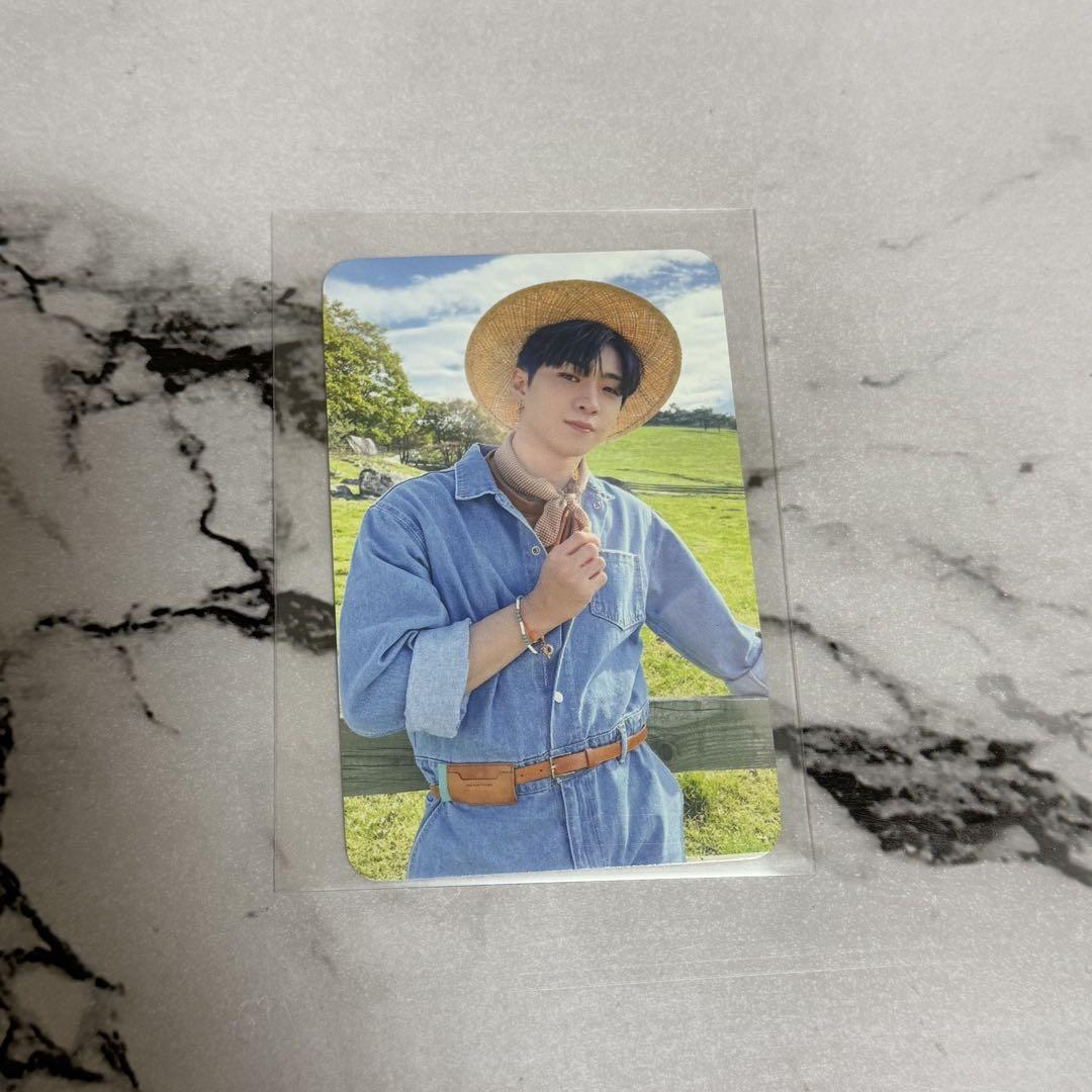 

[USED] ONF Onenope A Little Break WYATT Trading Card