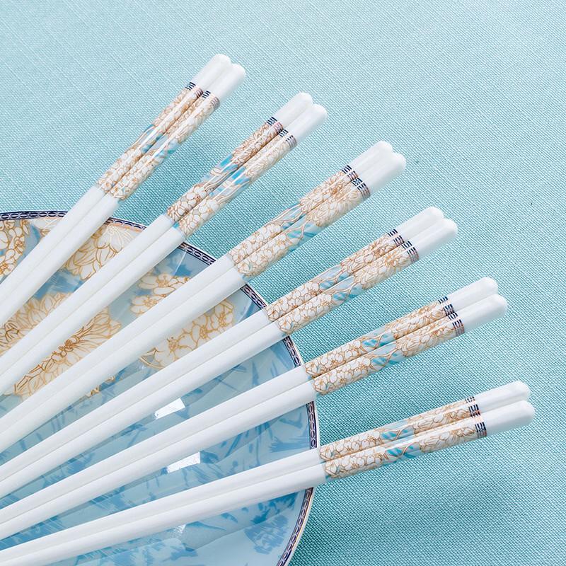 European Bone China Dinnerware Set with Ceramic Chopsticks