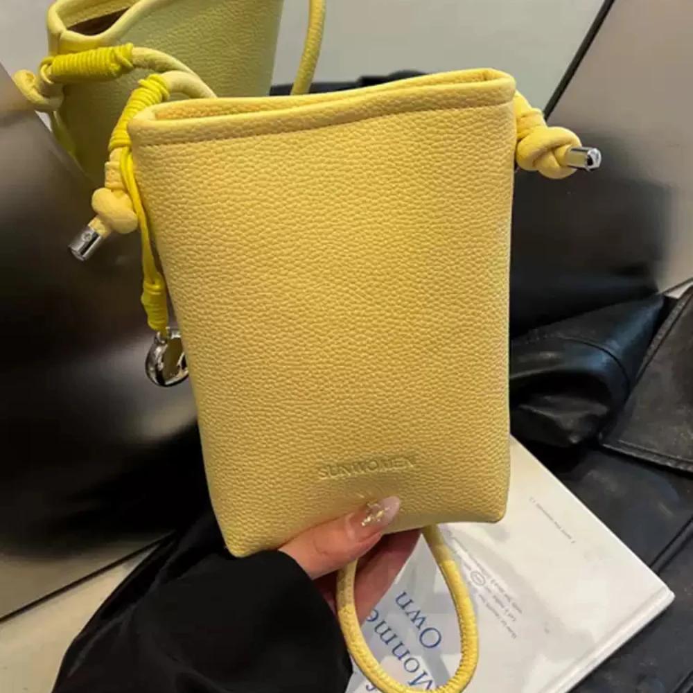 2025 Simple Crossbody Bag Women Casual All-Match Buckle Bucket Bags Solid Color Soft Daily Commute Phone One Shoulder Packs sacs
