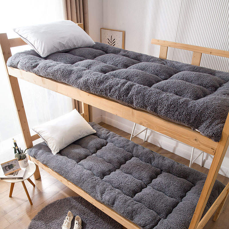 Plush Faux Lamb Fleece Mattress Pads Thickened Foldable Bed Cushion for Home Dorm Bed Student Dormitory Bay Window Camping Use