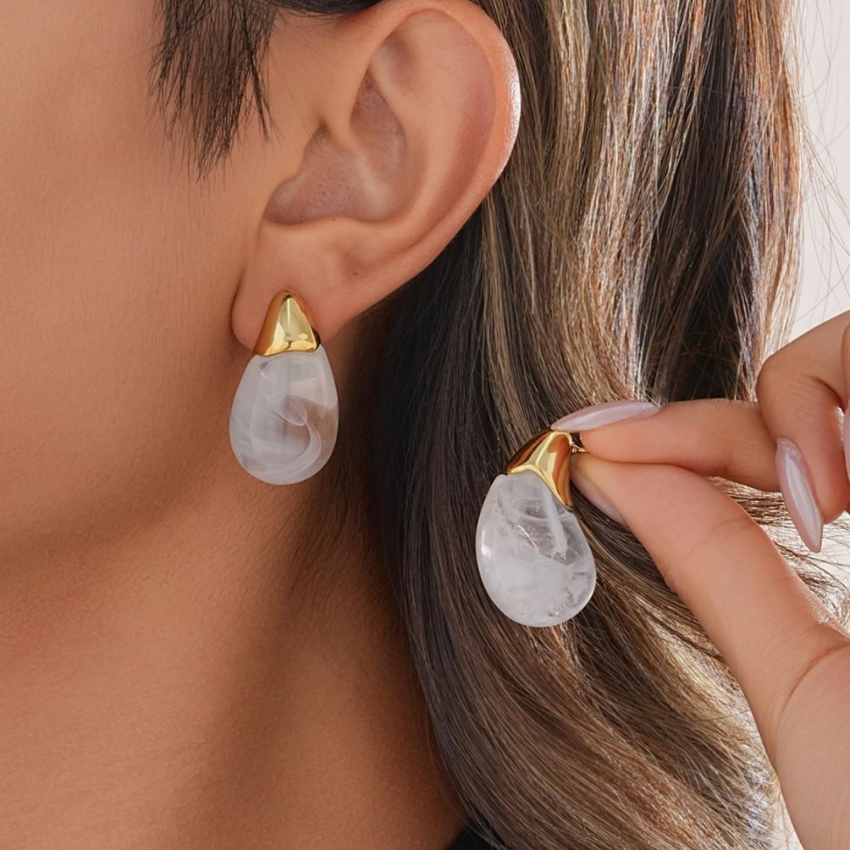 

1 Pair Elegant Clear Drop Earrings - Minimalist Chic Dangle Earrings, KC Gold Plated for Women,… More