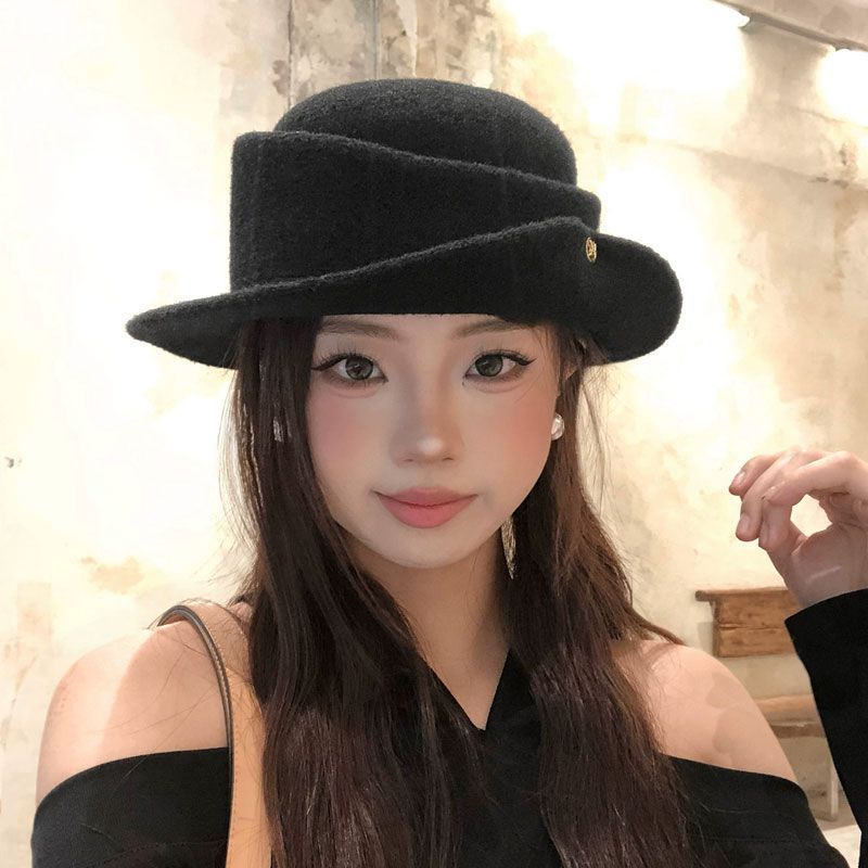 French Hepburn style elegant black top hat female autumn and winter retro face small curling edge tweed hat bucket hat