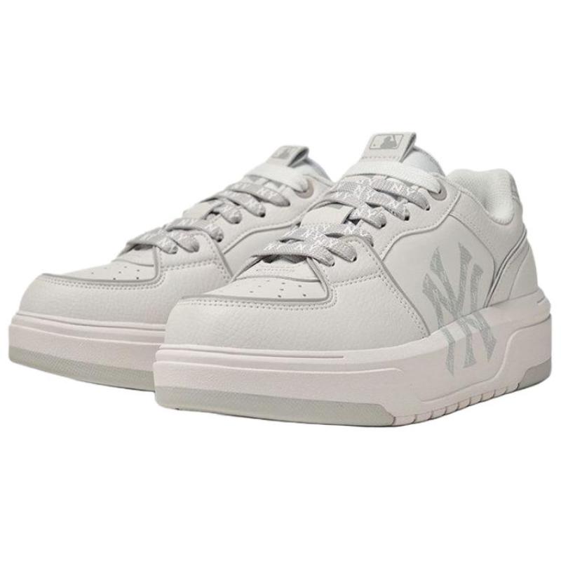 MLB New York Yankees Synthetic Leather Abrasion Resistant Mid top Skateboard Shoes Unisex Light Gray Sneakers 3ASXM046N-50GRL