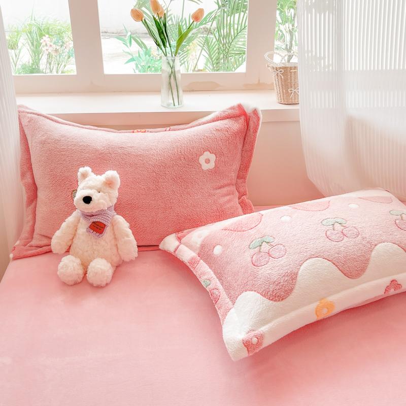 Print Flowers Winter Pillowcase Soft Warm Flannel Milk Keep Warm Pillow Shams Plush Machine Wash Pillow Covers 2 pieces