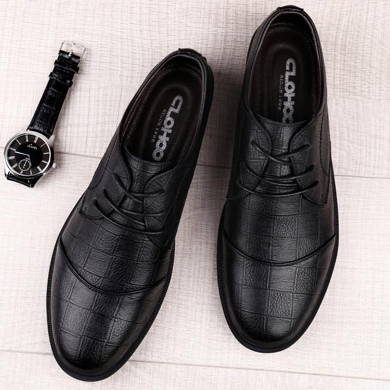 Fashion Men Dress Shoes Lace Up Genuine Leather Luxury Fashion Groom Wedding Shoes for Men Outdoor Luxury Italian Style Oxford Shoes