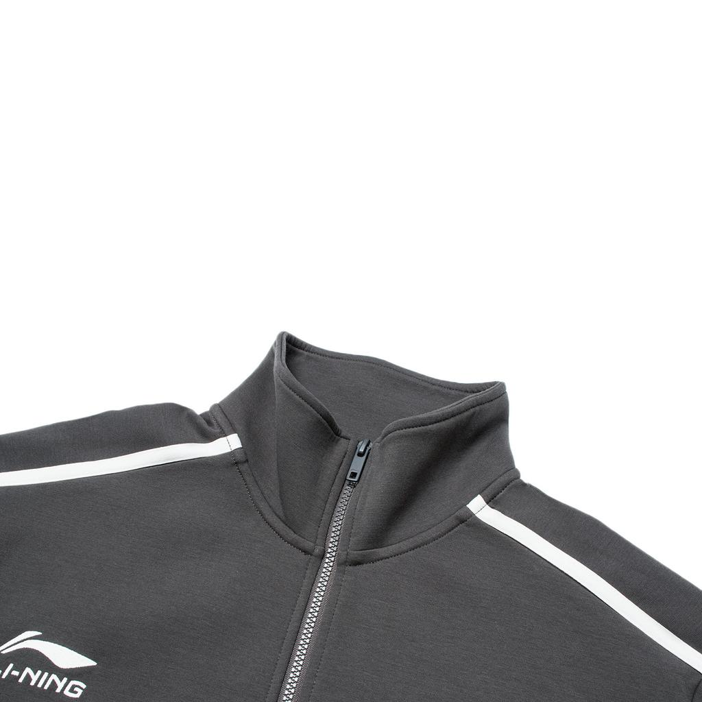LiNing Sport Fashion Series American Retro Letter Print Straight Loose Stand Collar Jacket Men Jacket Graphite-Gray AWDU775-6