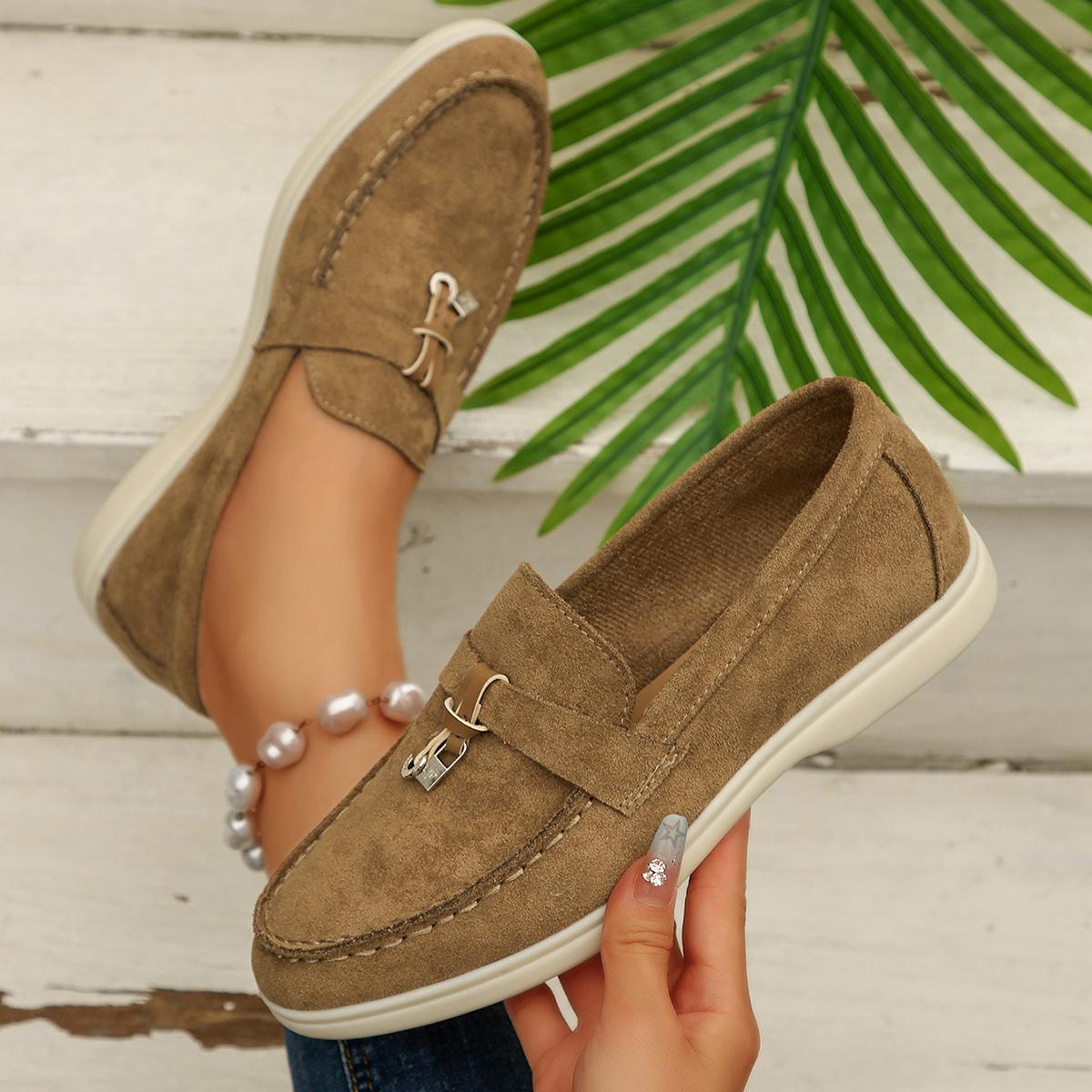 

Ретро Лоферы с металлической пряжкой больших размеров 36-43 Повседневная женская одинарная обувь 2025 Осенний новый стиль Женские слипоны Плоские Ленивые туфли-бобы 36 коричневый