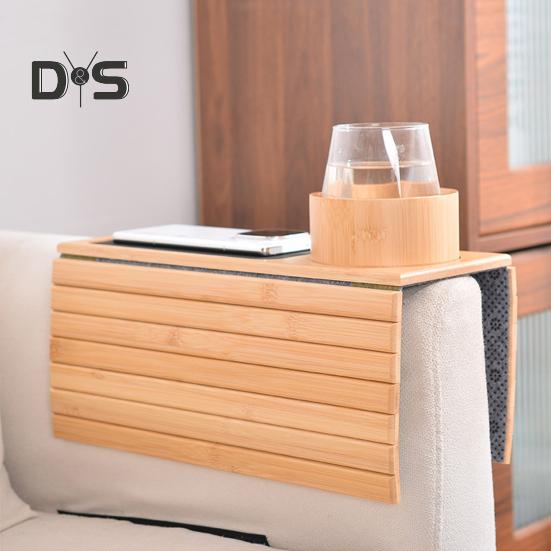 Bambusová pohovka Podložka pod loketní opěrku s držákem na šálek Protiskluzová podložka s organizérem pohovky Skládací pohovka Caddy Stolek na nápoje Dálkové ovládání telefonu