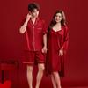 Rotes Seiden-Hochzeitspaar-Pyjama-Set: Damen- und Herren-Homewear-Slipkleid & Morgenmantel