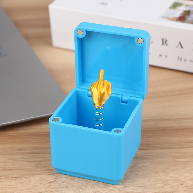 Christmas Surprise Box Prank Middle Finger Gift Box Prank Toys Creative Desk Pop Up Surprise Present Case Xmas Gifts