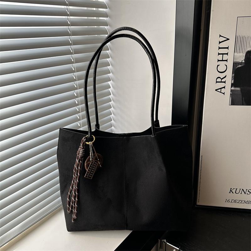 Street Style Oversized Tote Bag With Special Material For Daily Use