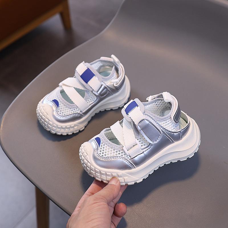 

Summer Sports Shoes New Fashion Breathable Sneakers Kid Versatile Casual Non Slip Sandals Soft Sole Beach Simple Retro Boy Shoes 21insole13CM серебряный