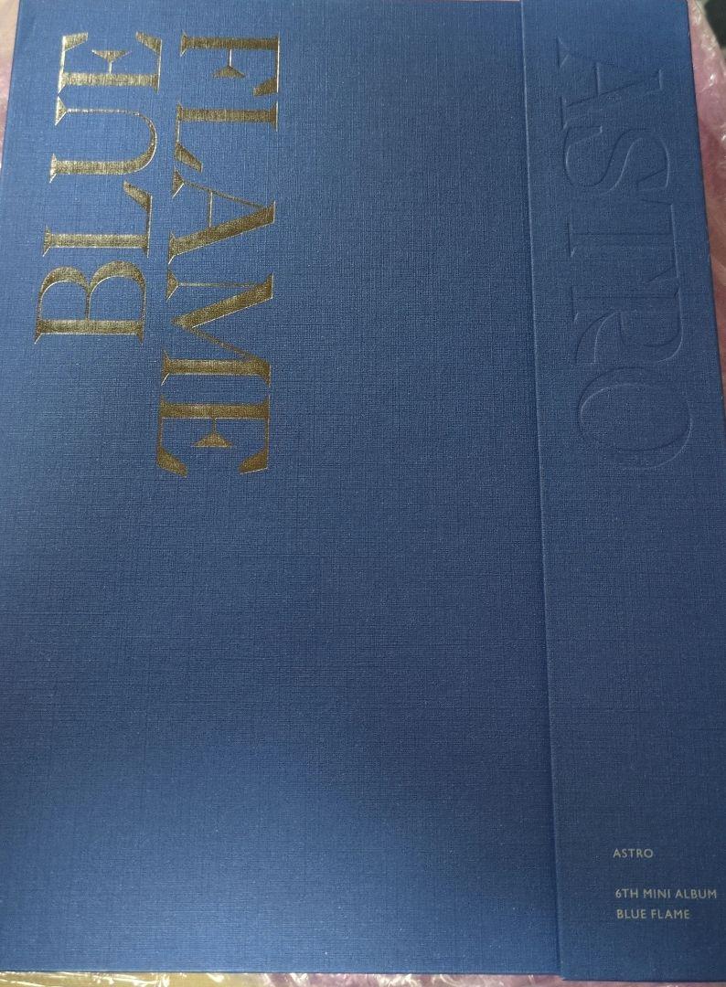 

[USED] ASTRO 4TH MINI ALBUM BLUE FLAME