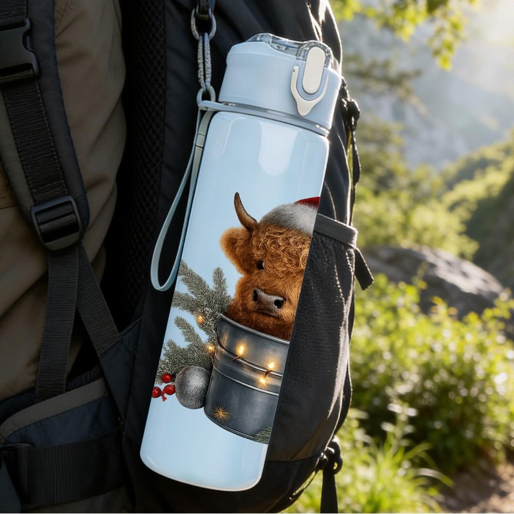 1PC Bear In Bucket Christmas 750ml Color Plastic Sports Water Bottle Leakproof Flip Straw Lid Suitable for Sports Office Home Use