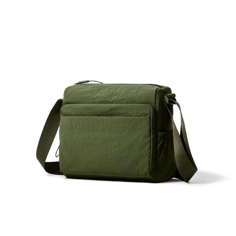 Multi-layer Large Capacity Bag Women's Shoulder Bag Multi-pocket Water-repellent Solid Color Crossbody Bag