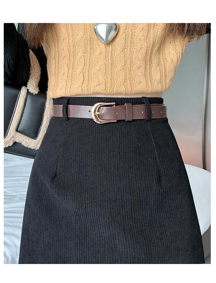 Dámská manšestrová retro podzimní/zimní zeštíhlující rovná sukně se zadním rozparkem