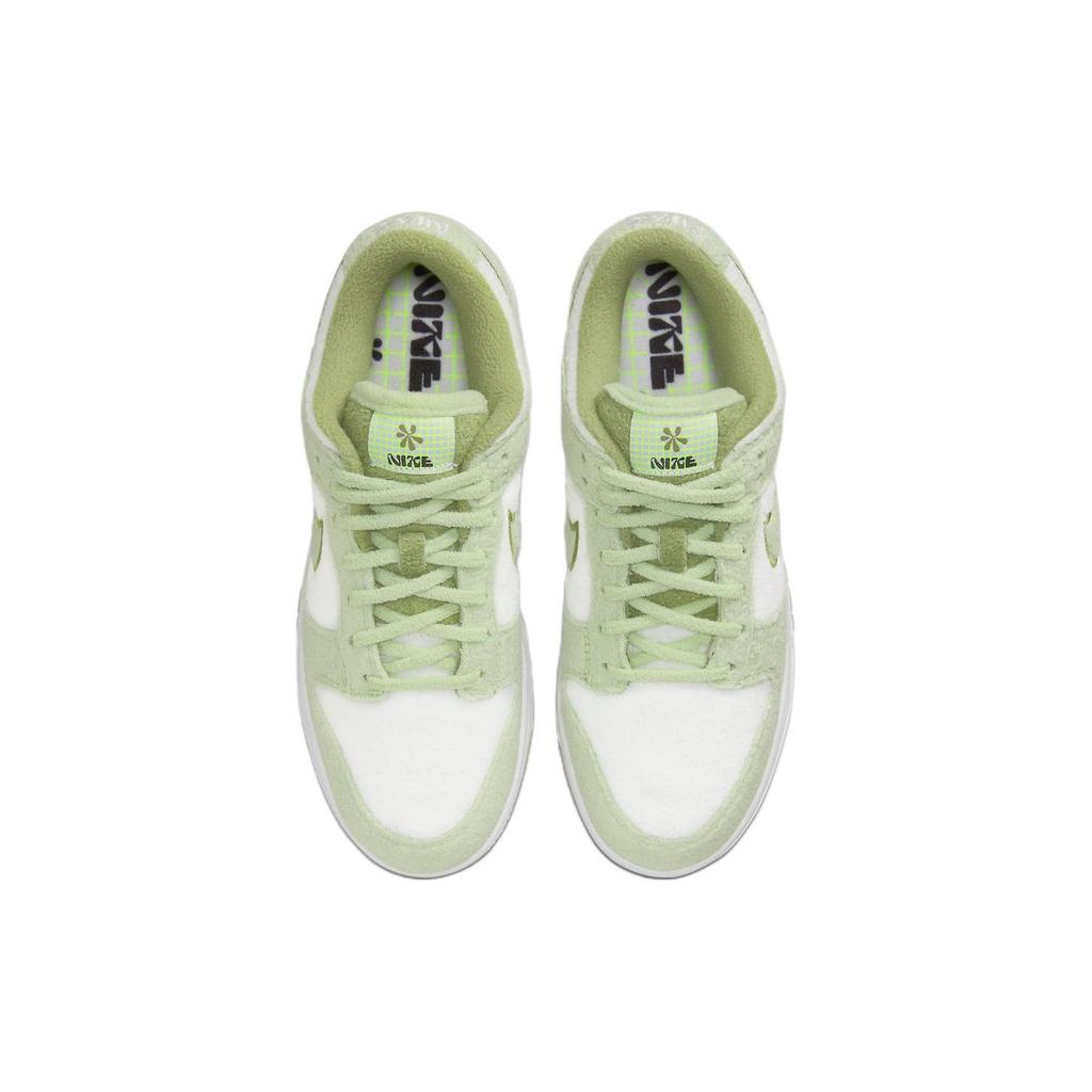 Nike Dunk Low SE Fleece - Honeydew Femme Baskets Vert Phantom Alligator DQ7579-300