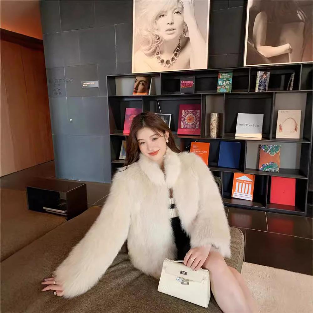 Autumn and Winter New Imitation Fox Fur Coat Fashionable Young Small Fragrant Temperament Warm Thickened Coat