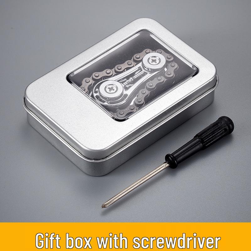 Metal Wheel Gear Car Chain Fingertip Gyroscope: Engaging Decompression Toy