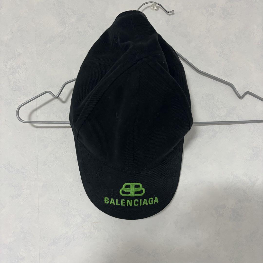 

[Б/У] BALENCIAGA 22SS Кепка с логотипом Зеленая