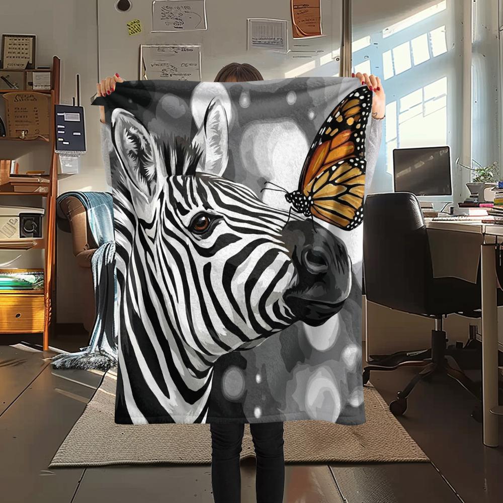 1PC Watercolor Animal Art Print Flannel Blanket, High Quality All Seasons, Home Decor, Warmth and Comfort, Perfect for Christmas Gifts